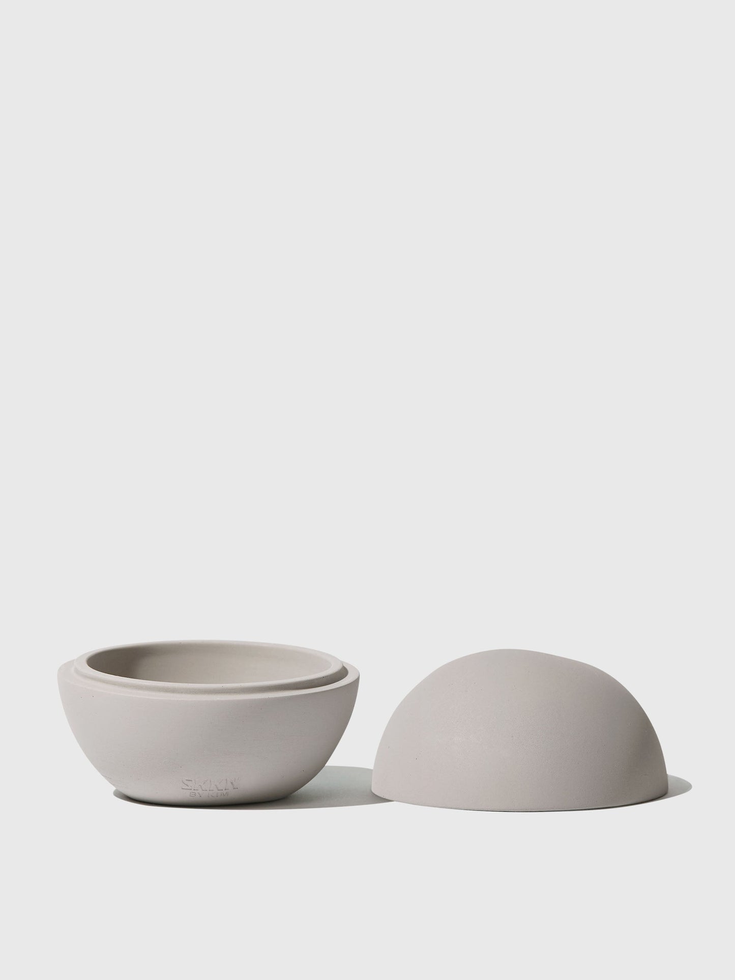 Round Container