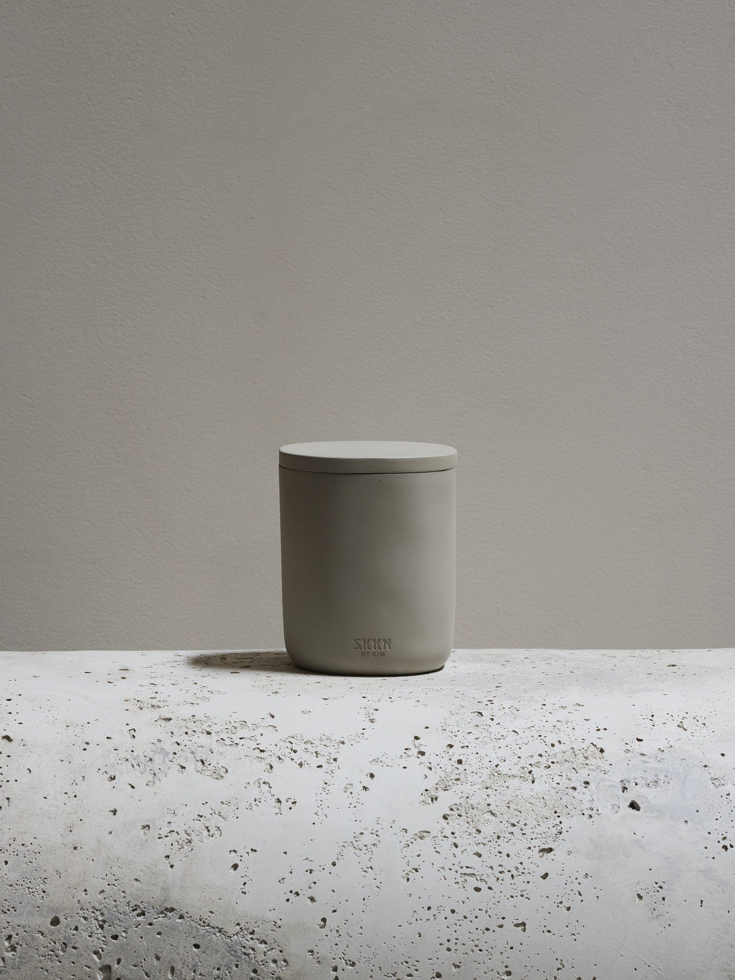 Canister